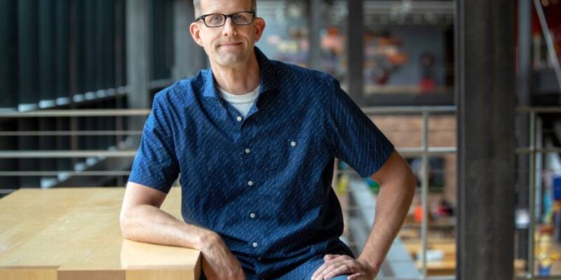 Chefe da Pixar fala sobre Toy Story 5, Divertidamente 2 e fracasso de Lightyear. (Foto: Reprodução/ Lipscomb)