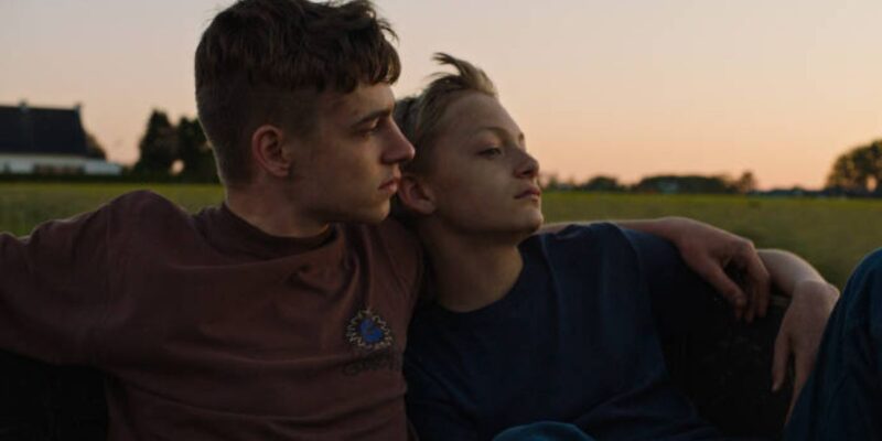 Close | A maior representação de como a infância é frágil. (Foto: Reprodução/ YouTube)