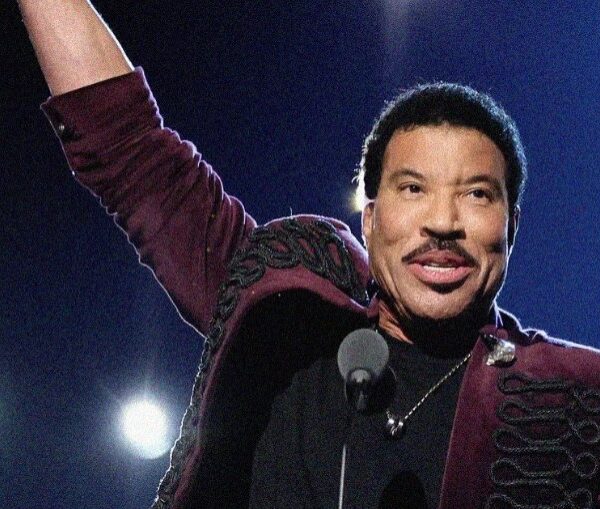 ehk41euwjc52eaci9hdungz1b