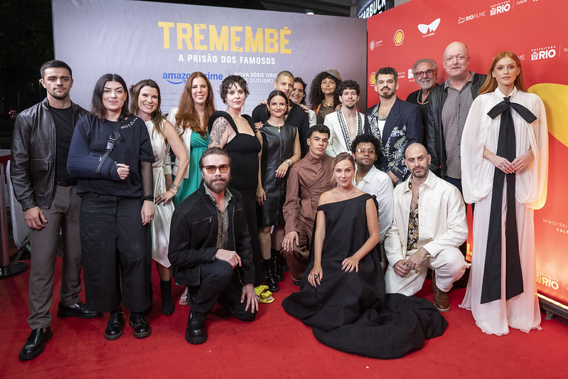 Elenco de Tremembé na pré-estreia no 27º Festival do Rio — Foto: Christian Rodrigues