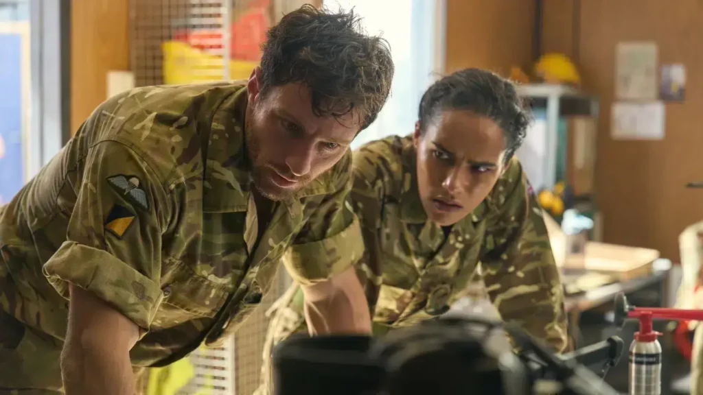 Golpe Explosivo Crítica: análise detalhada do filme de 2025 dirigido por David Mackenzie e estrelado por Aaron Taylor-Johnson. A matéria exalta o suspense de assalto urbano, o uso de efeitos práticos e o triunfo técnico do selo Diamond Films.