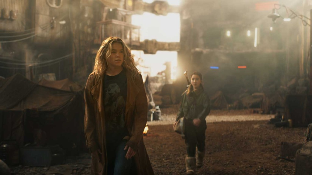 Acompanhe o sucesso de Supergirl: A Mulher do Amanhã, filme de 2026 que traz Milly Alcock em uma atuação aclamada e consolida o novo universo de heróis nos cinemas. Deixe seu comentário e participe do debate sobre o futuro da DC!