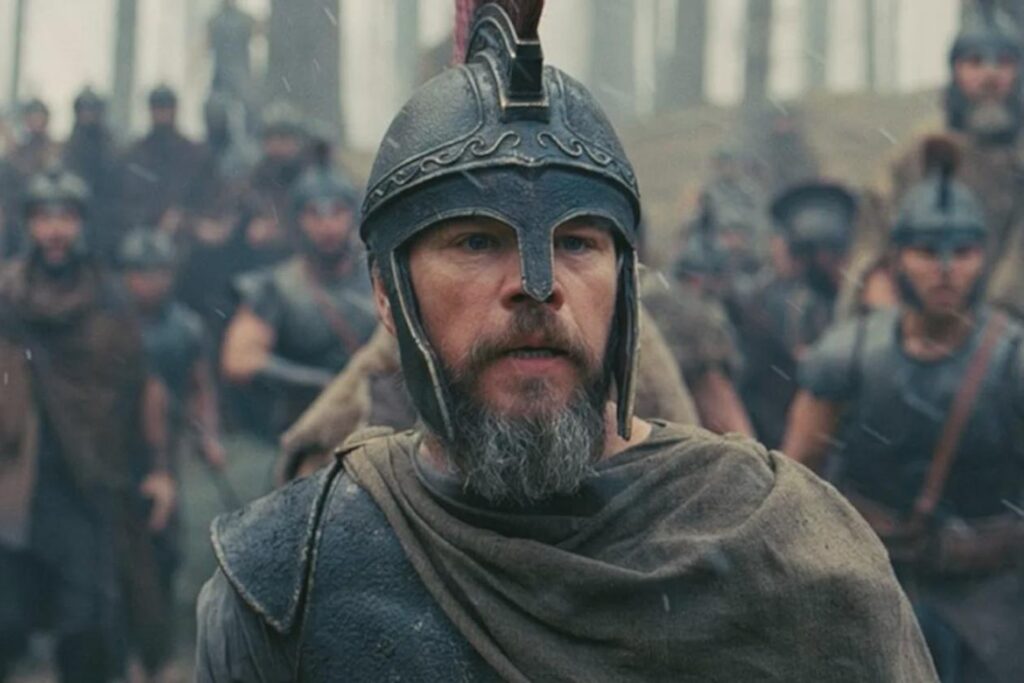 A Odisseia, de Christopher Nolan, transforma o poema de Homero em um épico sobre culpa, guerra e retorno. Com Matt Damon e imagens em IMAX, o filme impressiona pela escala, mas divide opiniões sobre ritmo, elenco e fidelidade ao clássico atualmente.
