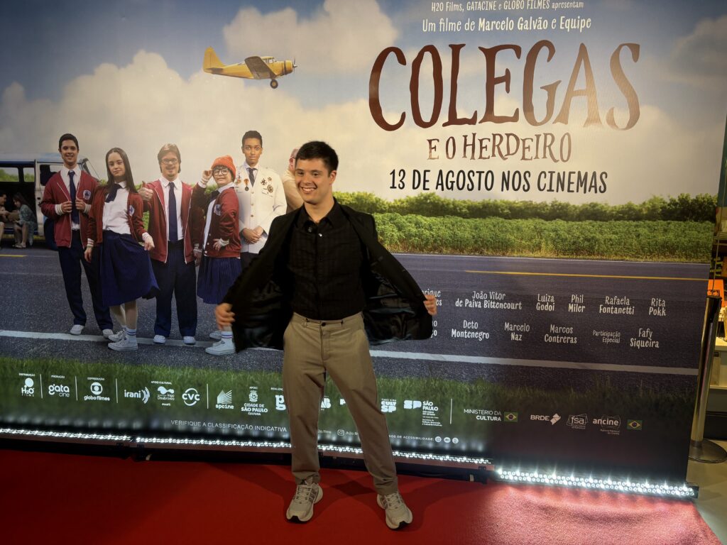 Colegas e o Herdeiro realiza pré estreia em São Paulo com presença do elenco e diretor. A sequência do aclamado filme de 2012 estreia nos cinemas dia 13 de agosto trazendo uma emocionante aventura inclusiva pelo Uruguai.